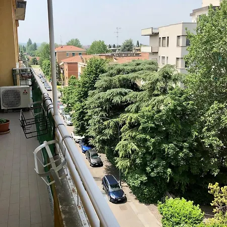 Cozy And Deluxe Minutes From Downtown * Болонья
